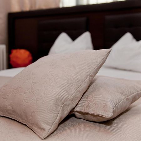 Hotel Metropol بيتستِ الغرفة الصورة